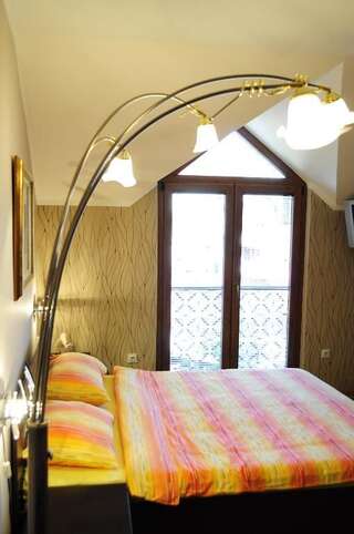 Апартаменты Apartments Aleksandra Цетине Номер-студио Делюкс-20